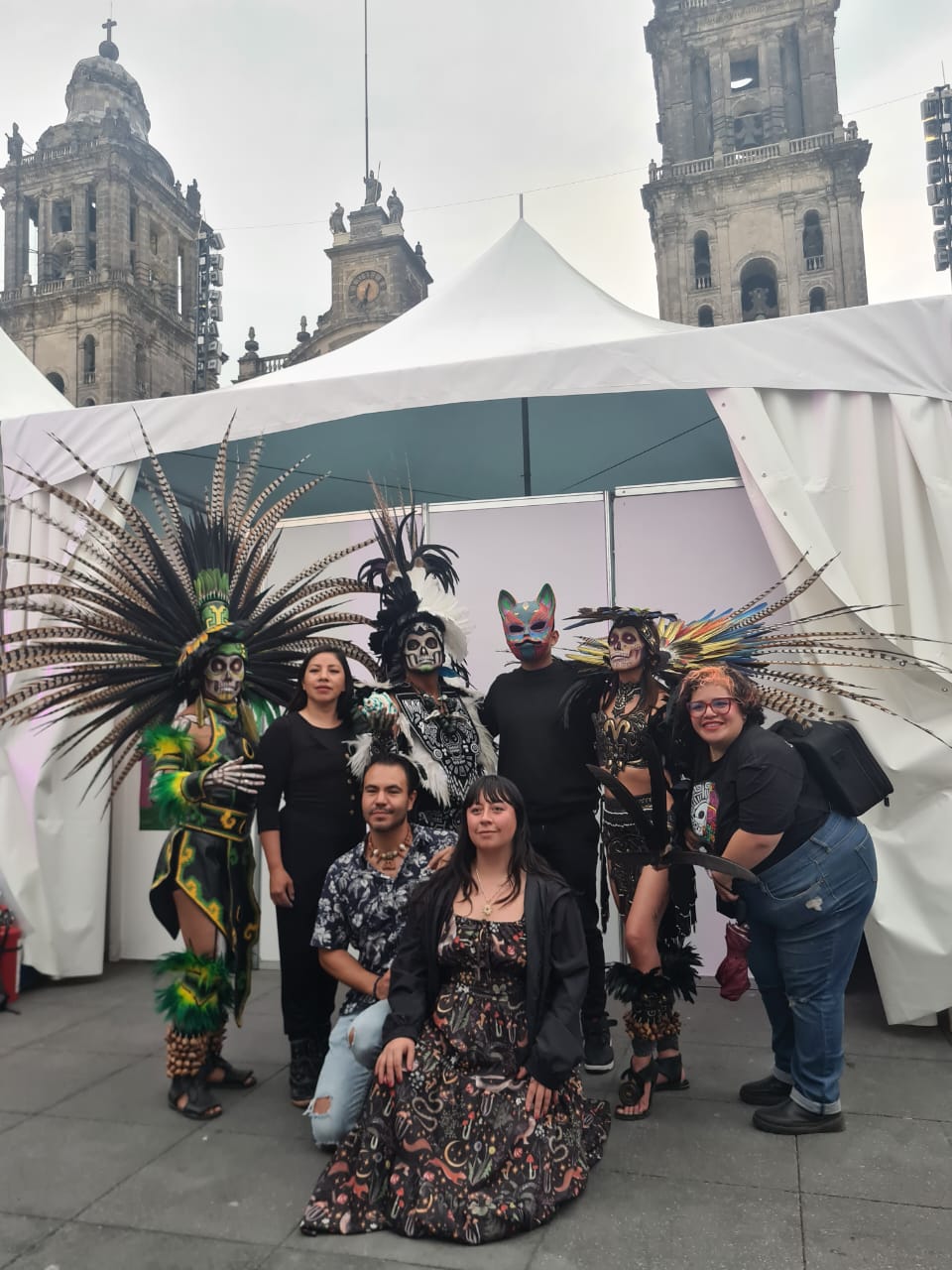 Colaboración en el Zócalo: maquillaje en vivo junto a Miroslav Ü